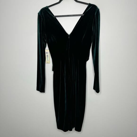 NWT ELIZA J Ruched Long Sleeve Velvet Body-Con Dress Hunter Green 8 - Picture 3 of 6